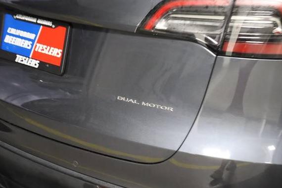 TESLA MODEL Y 2022 7SAYGDEE2NF512672 image TESLA MODEL Y 2022 7SAYGDEE2NF512672 image